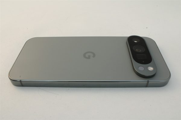 Pixel 9 Pro in Green, cosmetic grade A+