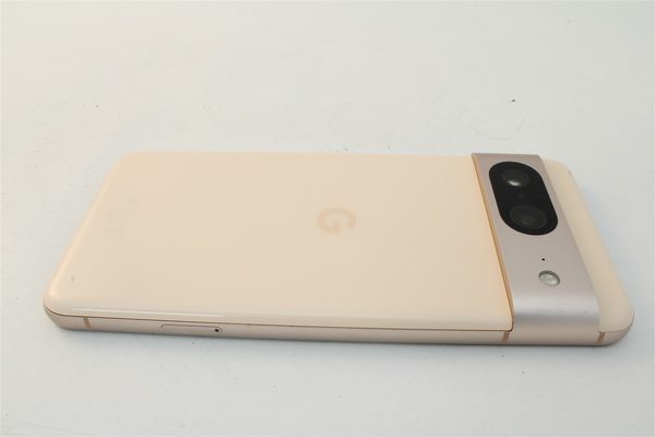 Pixel 8 in Gold, cosmetic grade A