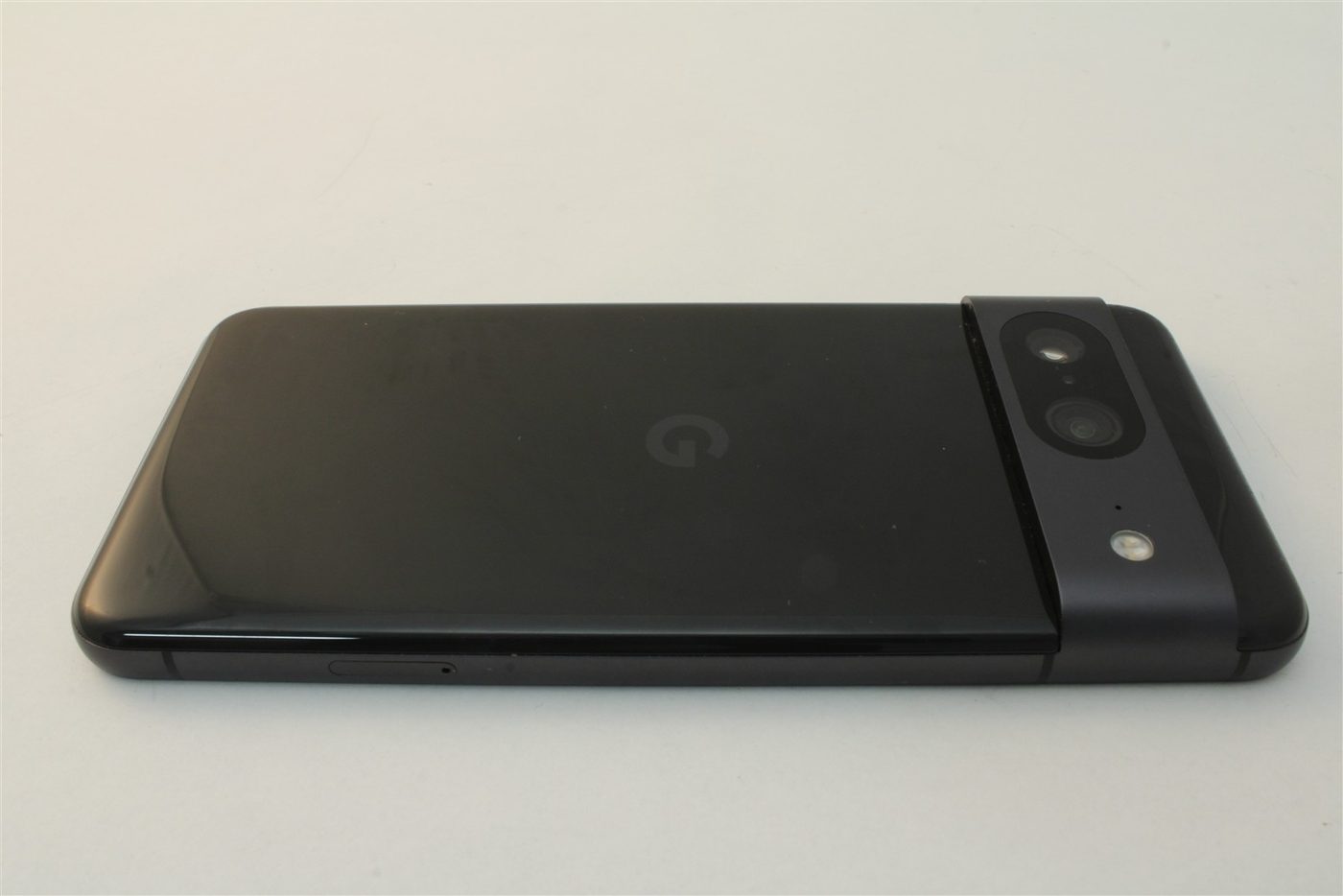 Pixel 8 in Black
