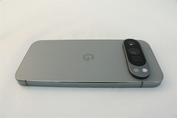 Pixel 9 Pro in Green, cosmetic grade B