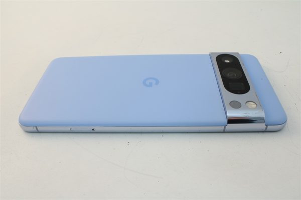 Pixel 8 Pro in Blue, cosmetic grade A