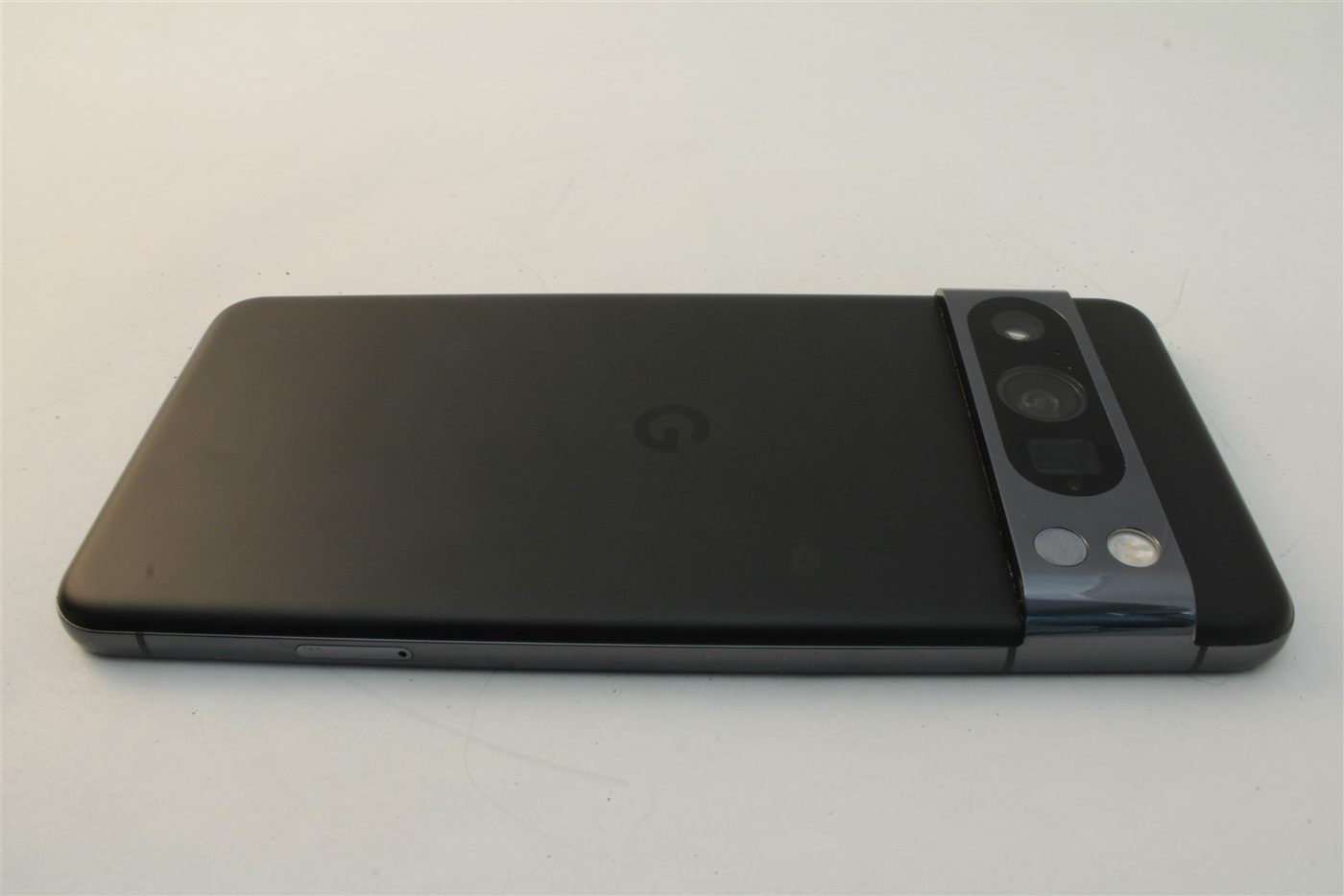 Pixel 8 Pro in Black