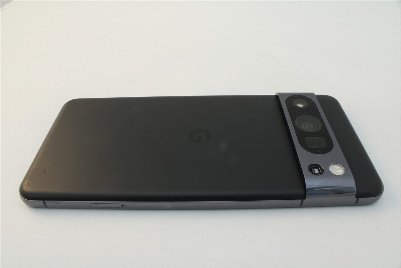 Pixel 8 Pro in Black