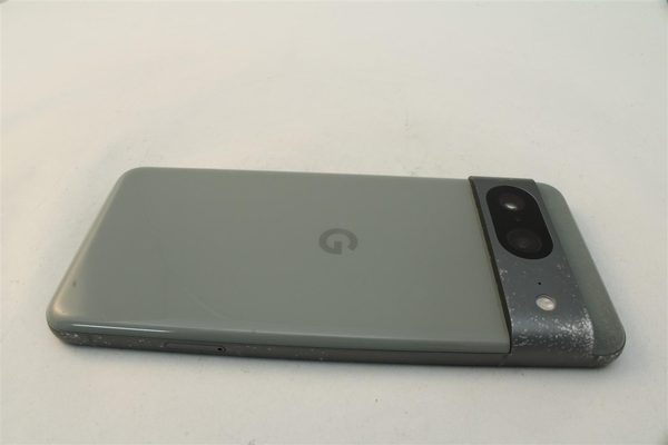 Pixel 8 in Green, cosmetic grade B