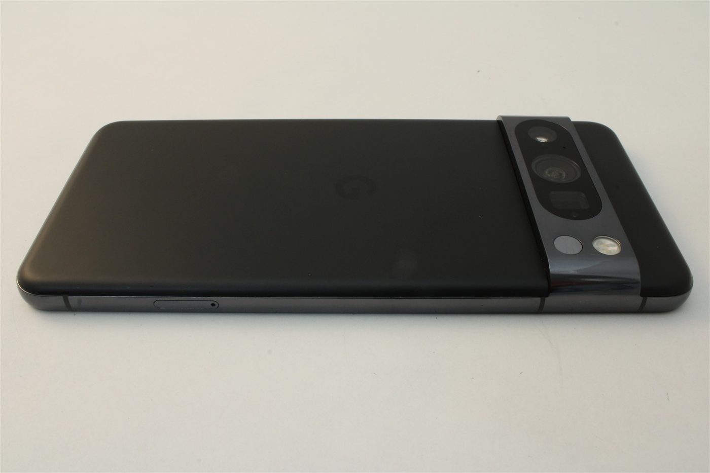 Pixel 8 Pro in Black