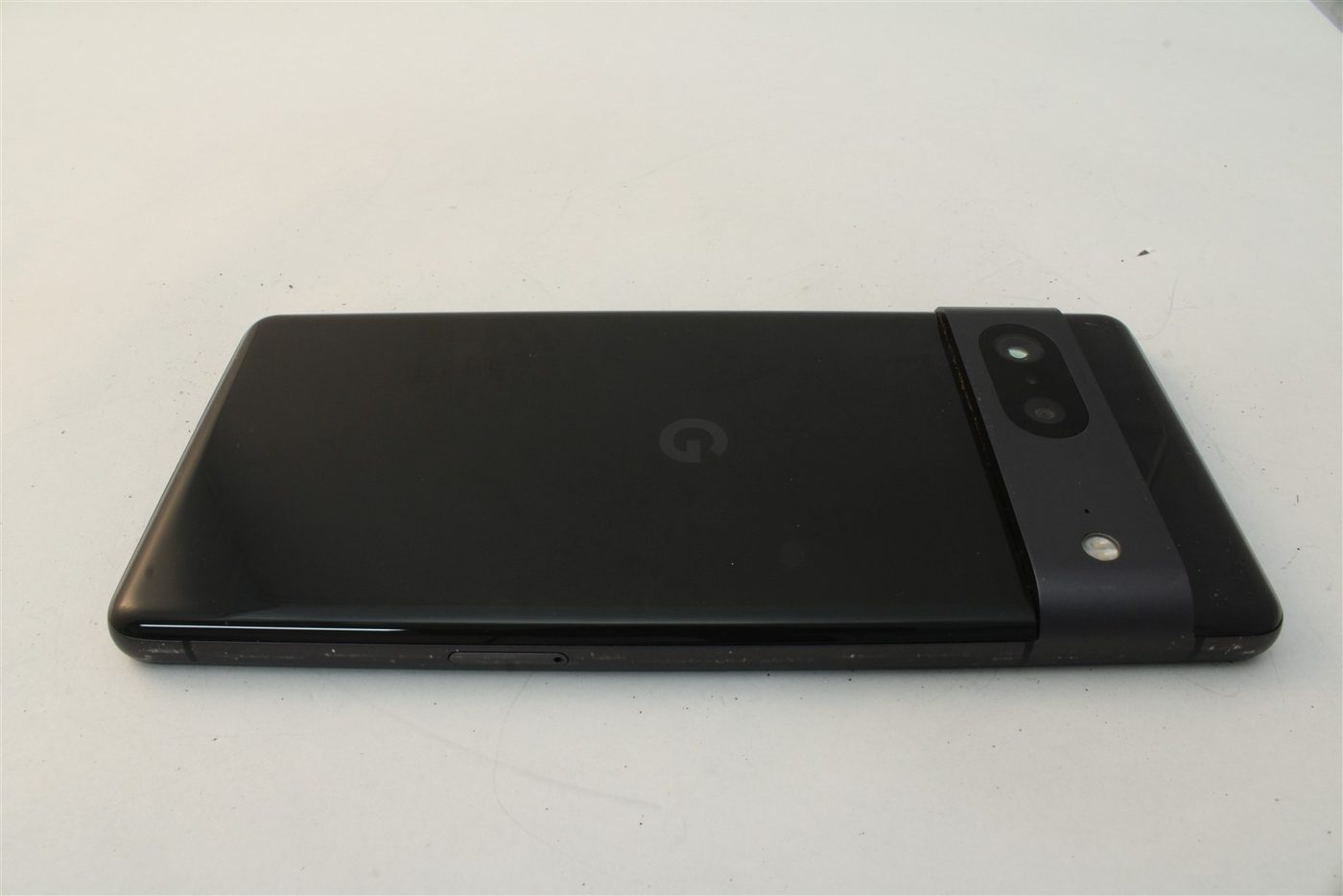 Pixel 7 in Black