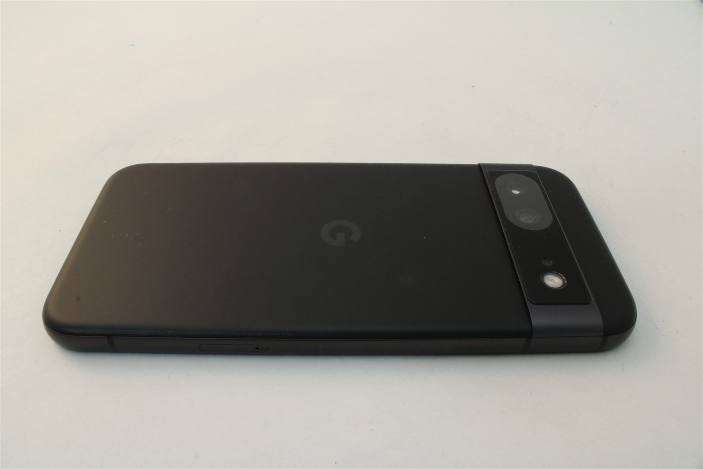 Pixel 8a in Black