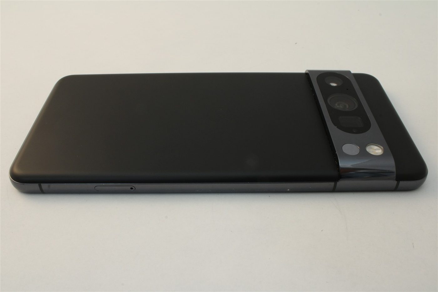 Pixel 8 Pro in Black