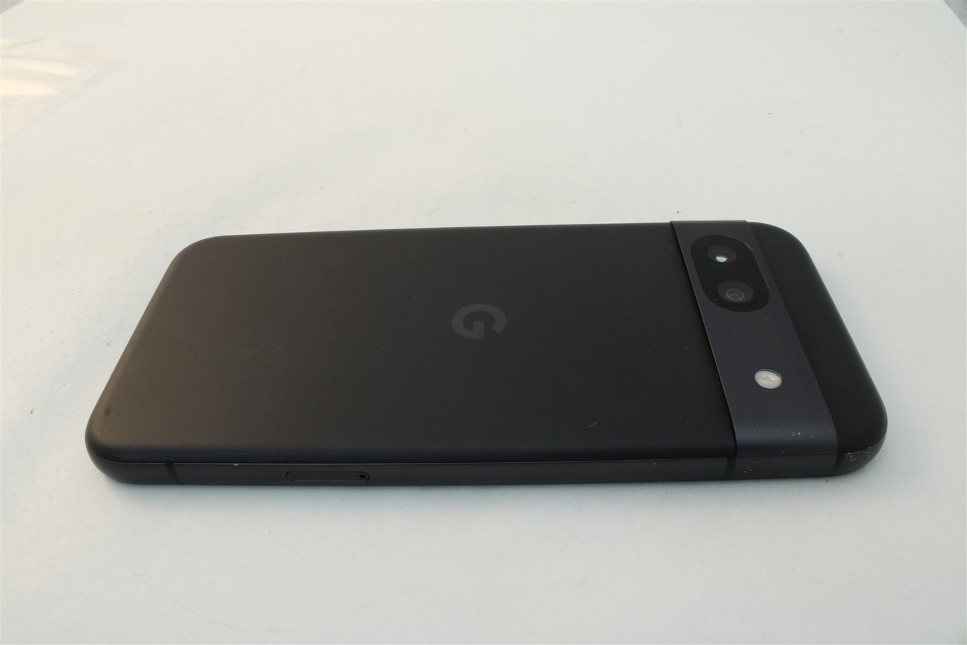 Pixel 8a in Black