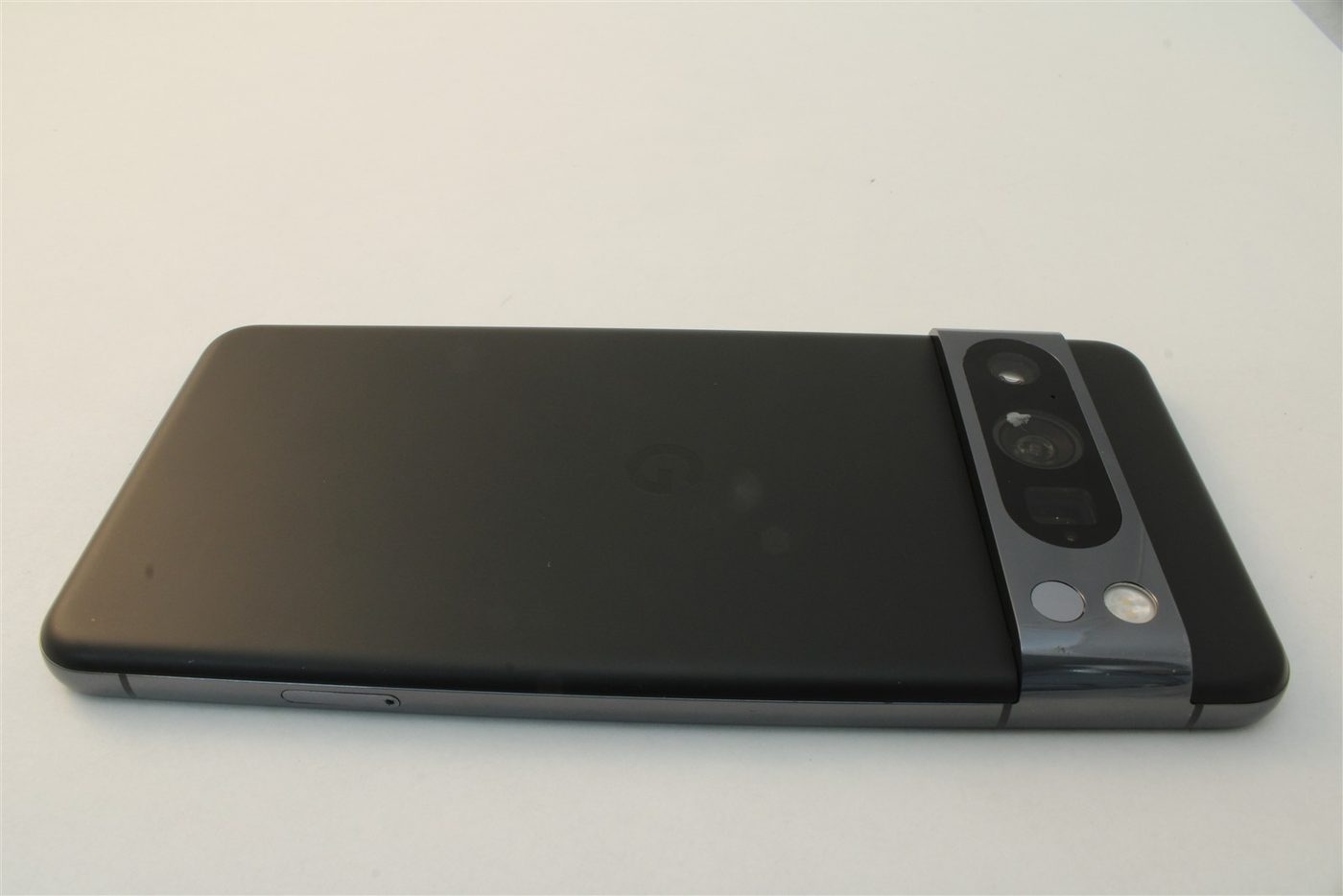 Pixel 8 Pro in Black