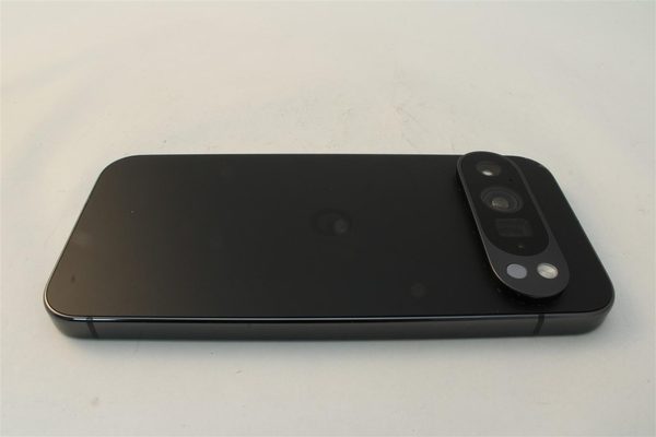 Pixel 9 Pro in Black, cosmetic grade B