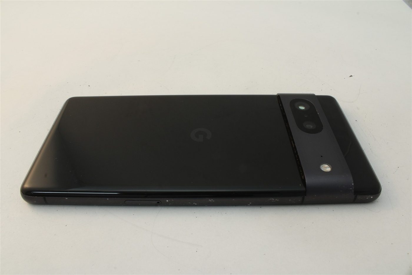Pixel 7 in Black