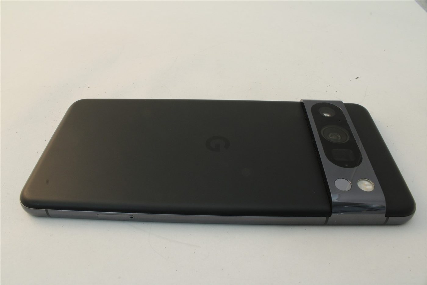 Pixel 8 Pro in Black