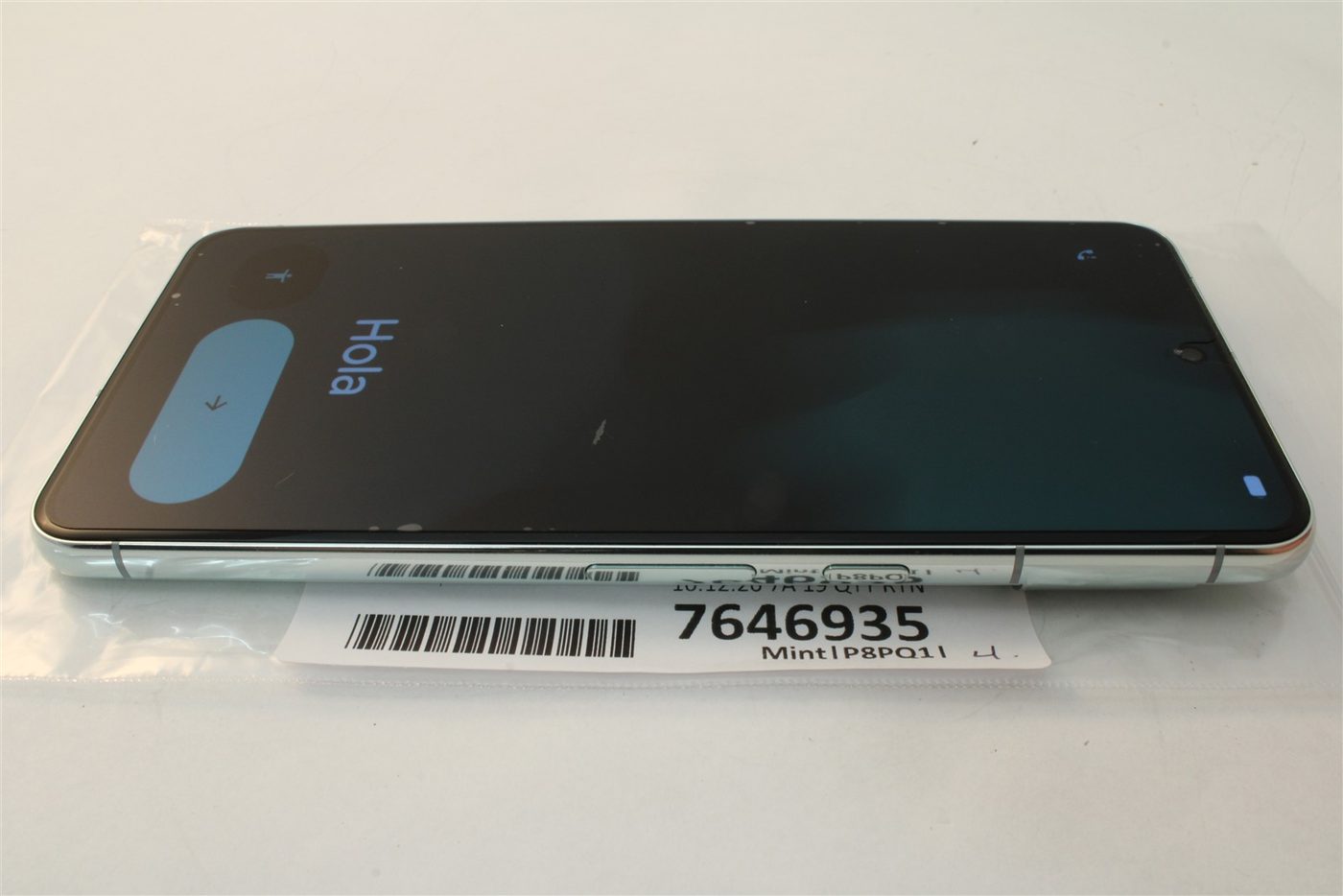 Pixel 8 Pro in Mint