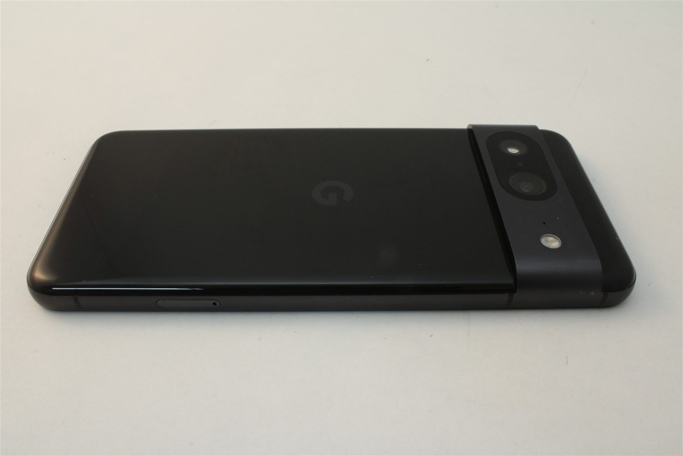 Pixel 8 in Black