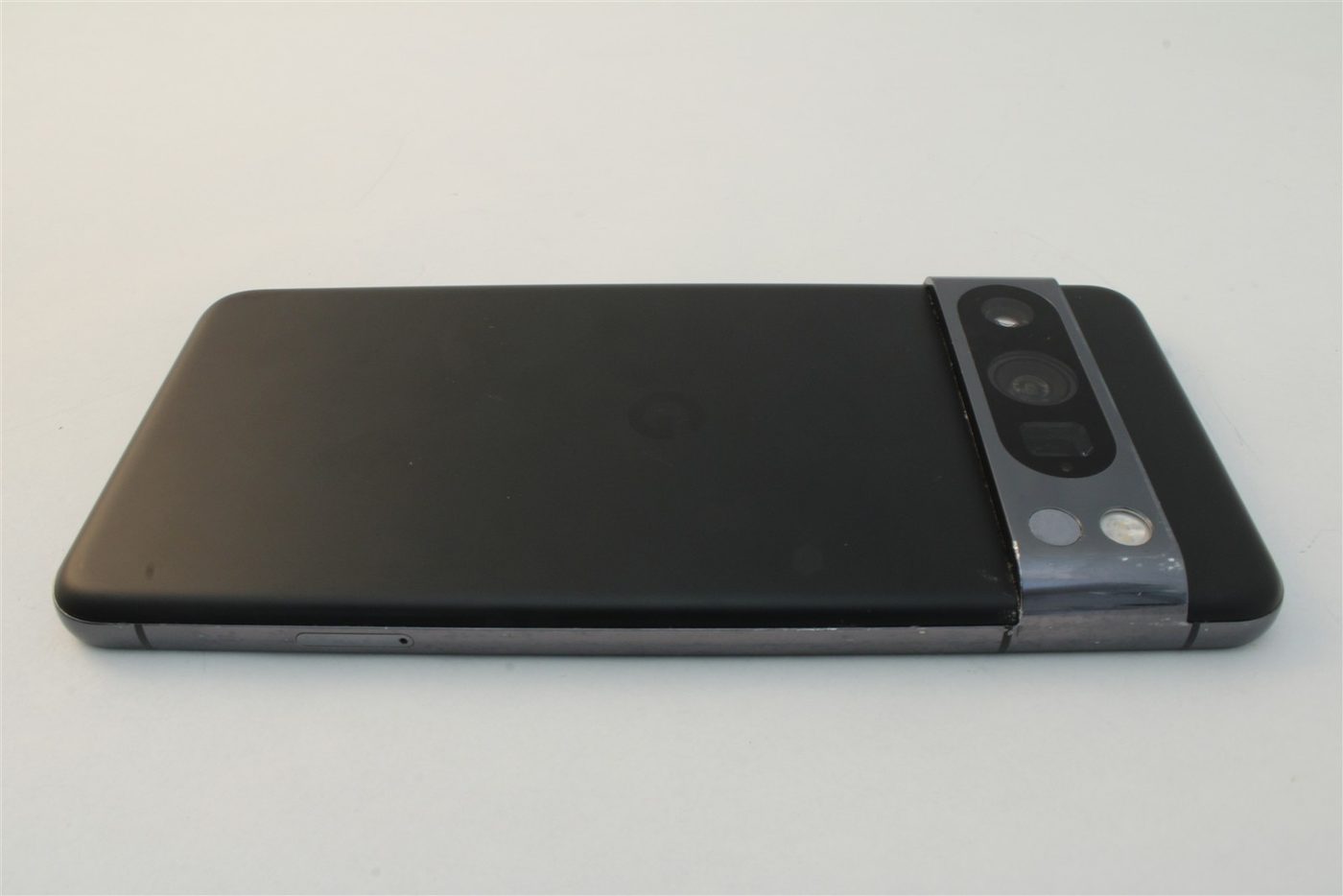 Pixel 8 Pro in Black