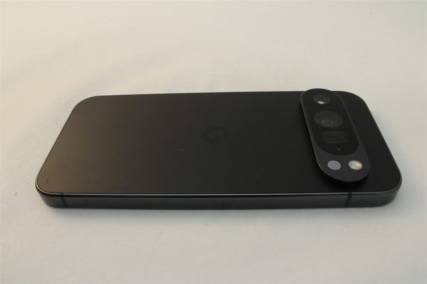 Pixel 9 Pro in Black, cosmetic grade B