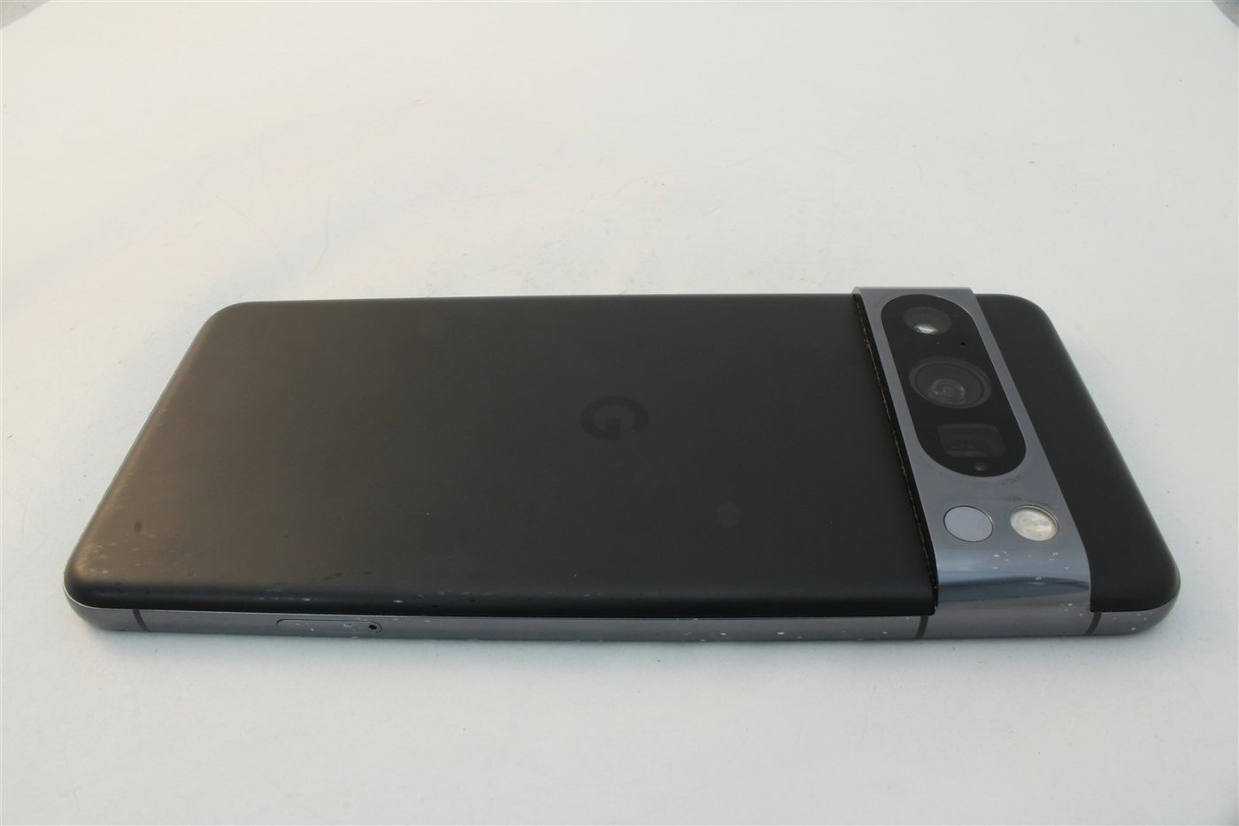Pixel 8 Pro in Black