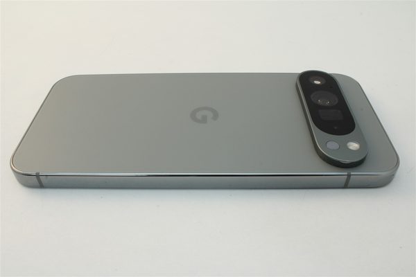 Pixel 9 Pro XL in Green, cosmetic grade A