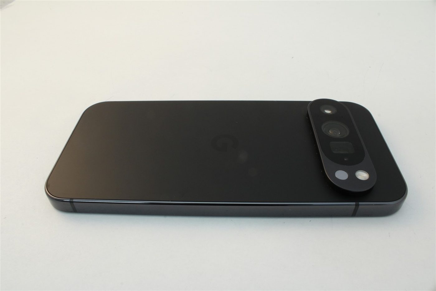 Pixel 9 Pro in Black