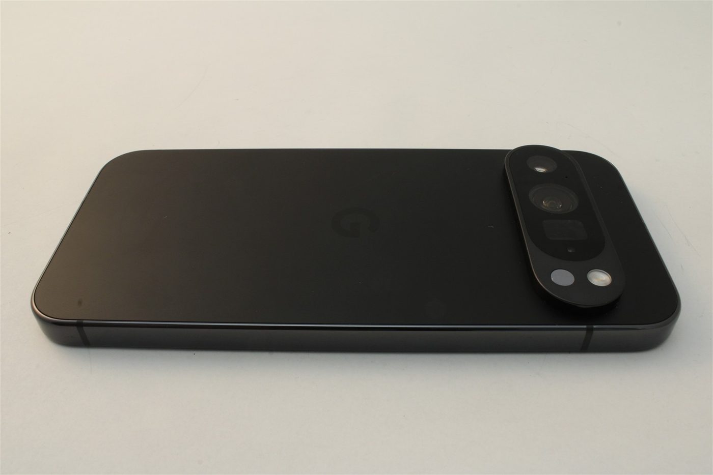 Pixel 9 Pro in Black