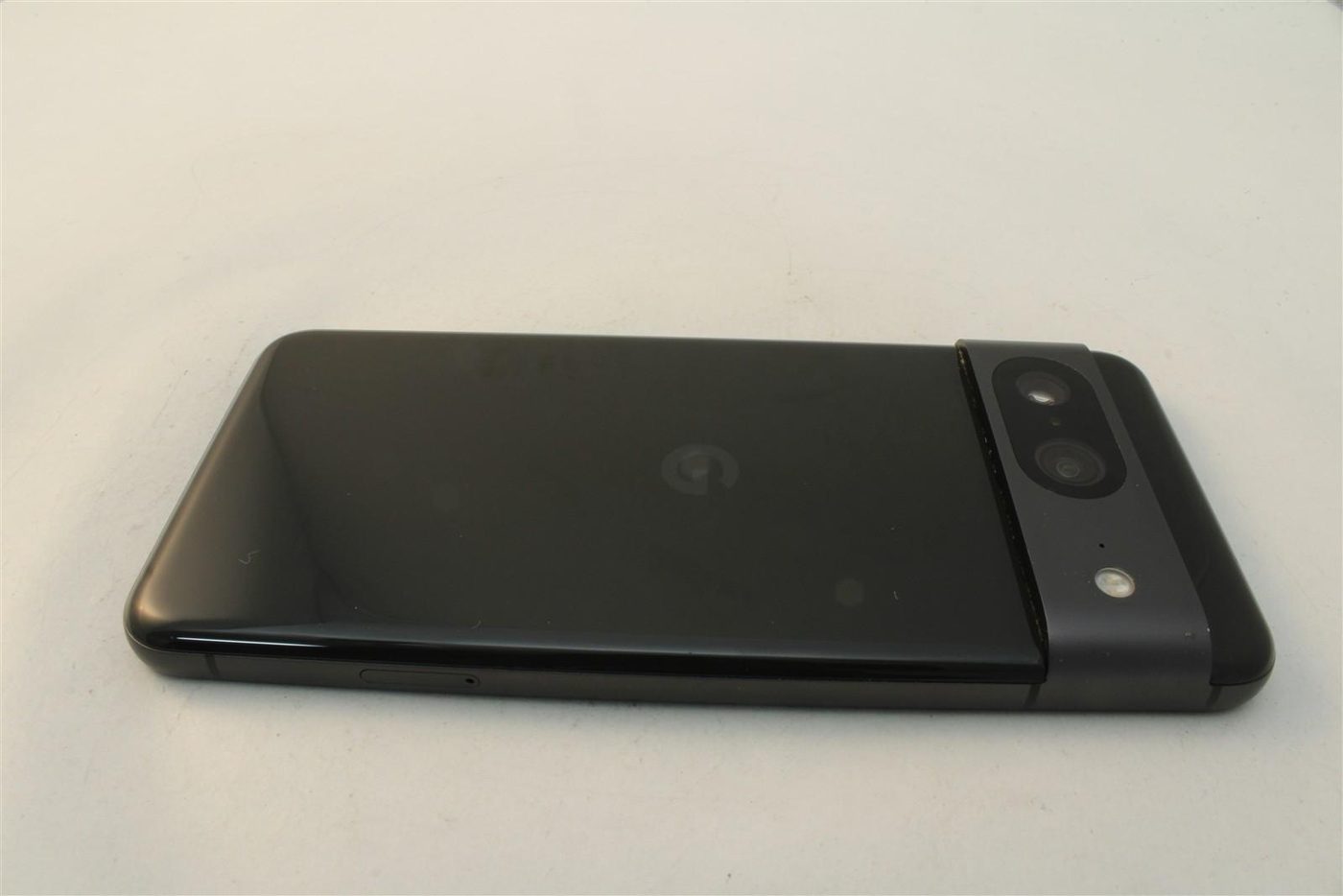 Pixel 8 in Black
