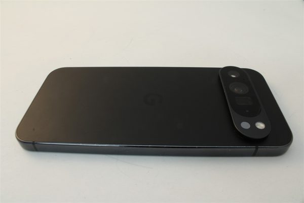 Pixel 9 Pro XL in Black, cosmetic grade A