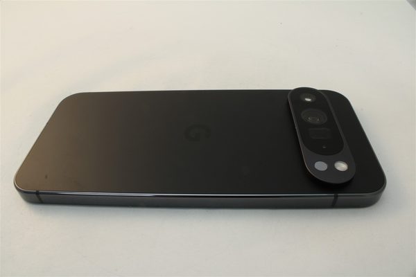 Pixel 9 Pro XL in Black, cosmetic grade A