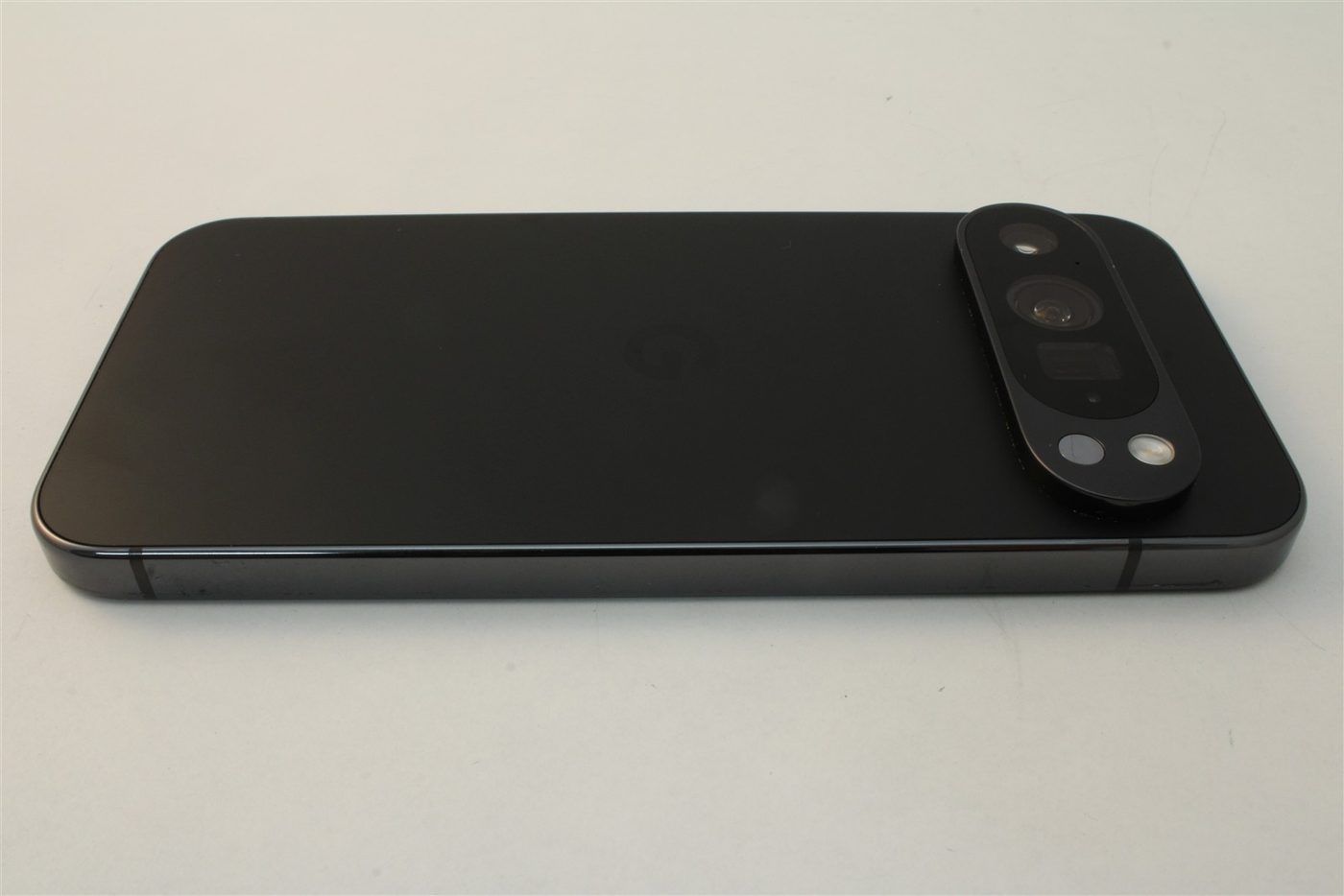 Pixel 9 Pro in Black