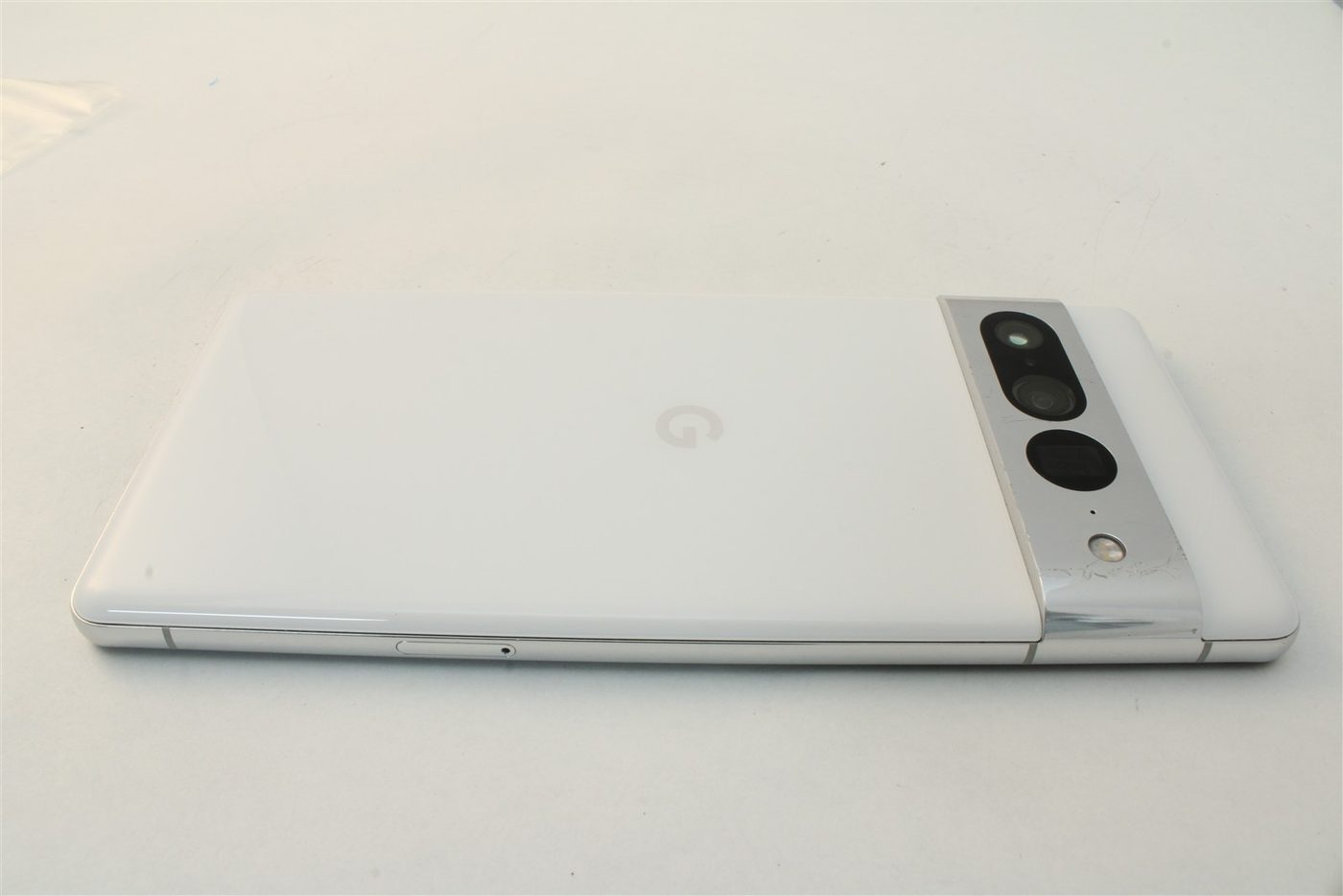 Pixel 7 Pro in White