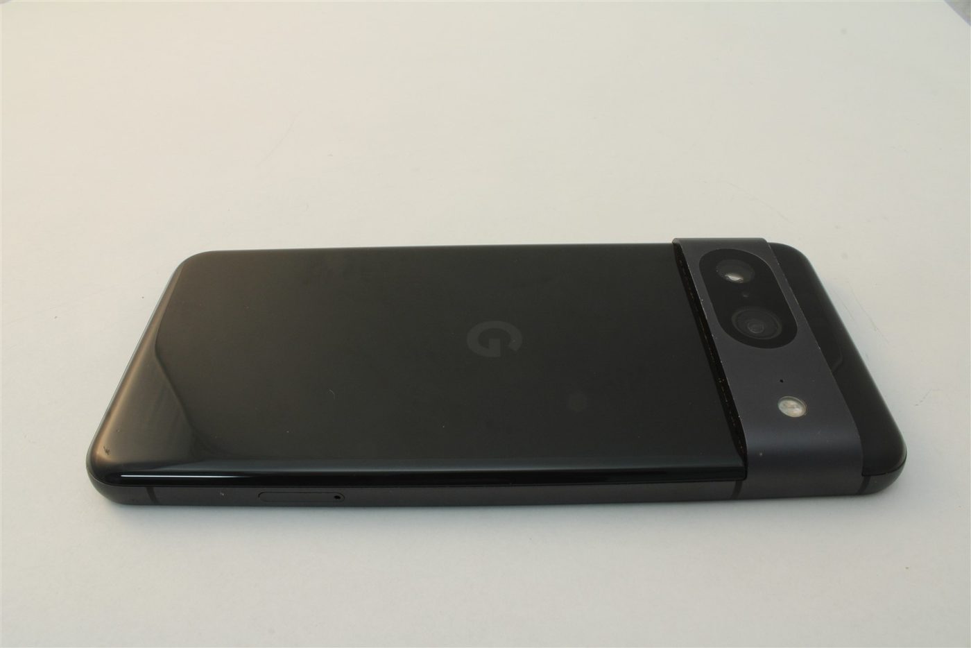 Pixel 8 in Black