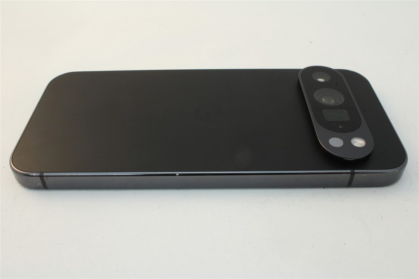 Pixel 9 Pro in Black