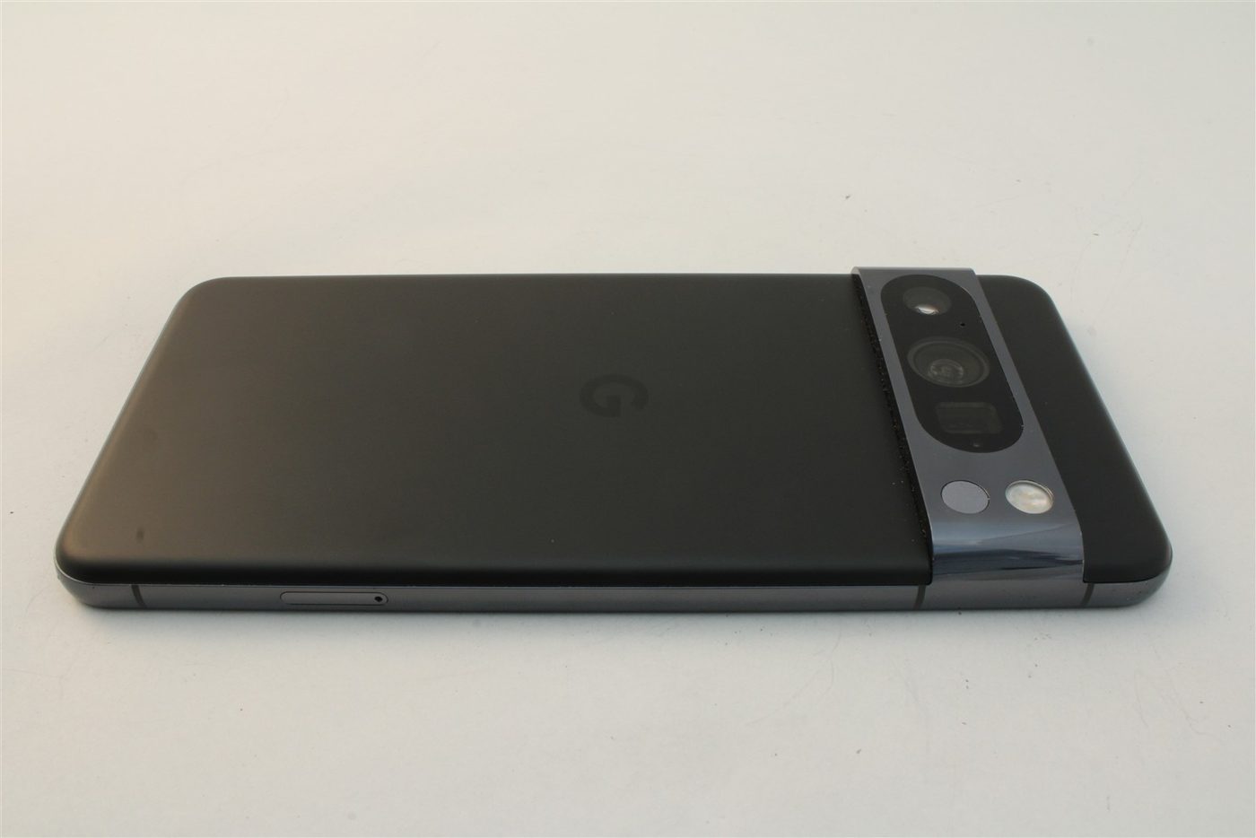 Pixel 8 Pro in Black