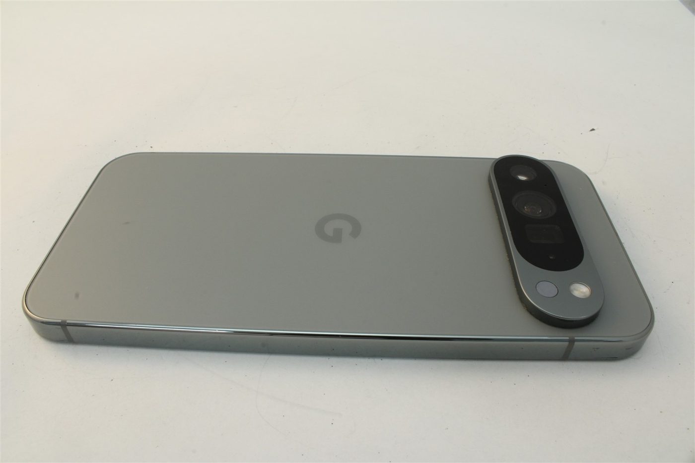 Pixel 9 Pro XL in Green