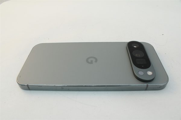 Pixel 9 Pro in Green, cosmetic grade B