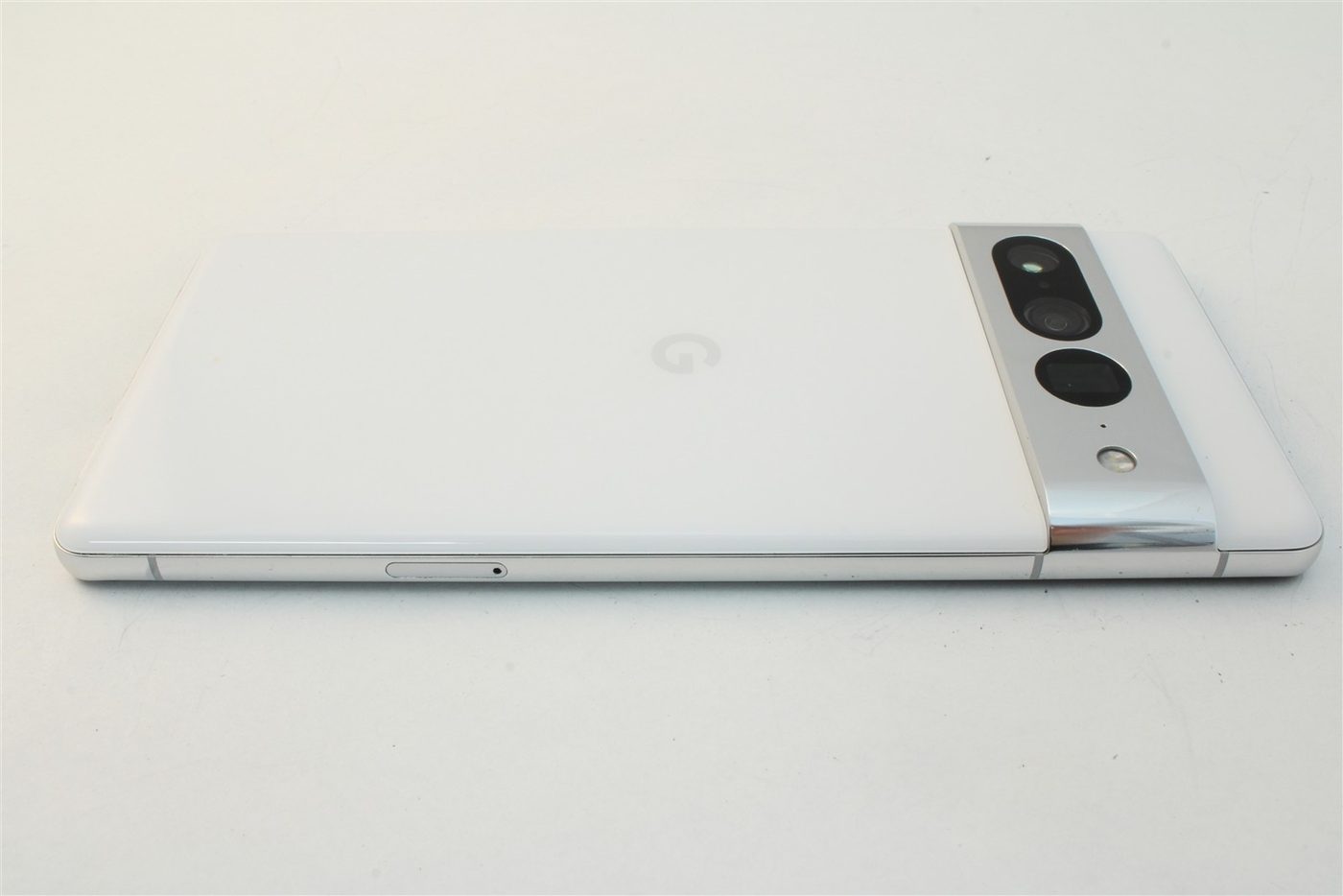 Pixel 7 Pro in White