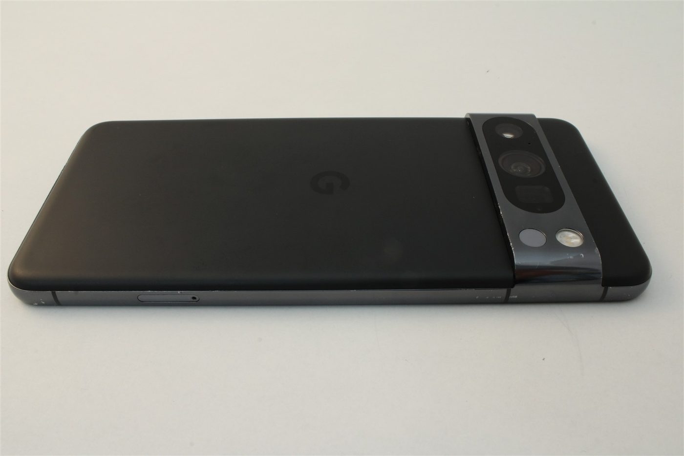 Pixel 8 Pro in Black