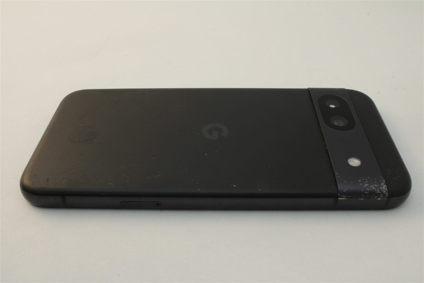 Pixel 8a in Black