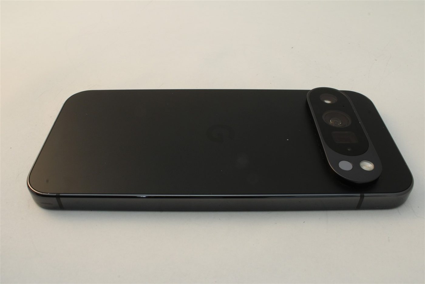 Pixel 9 Pro in Black