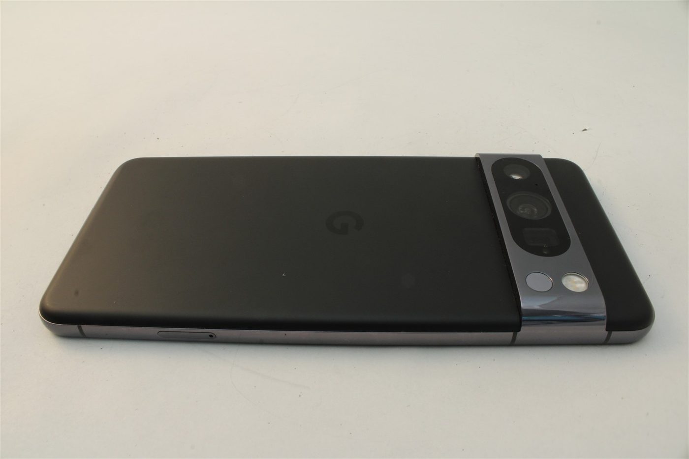 Pixel 8 Pro in Black