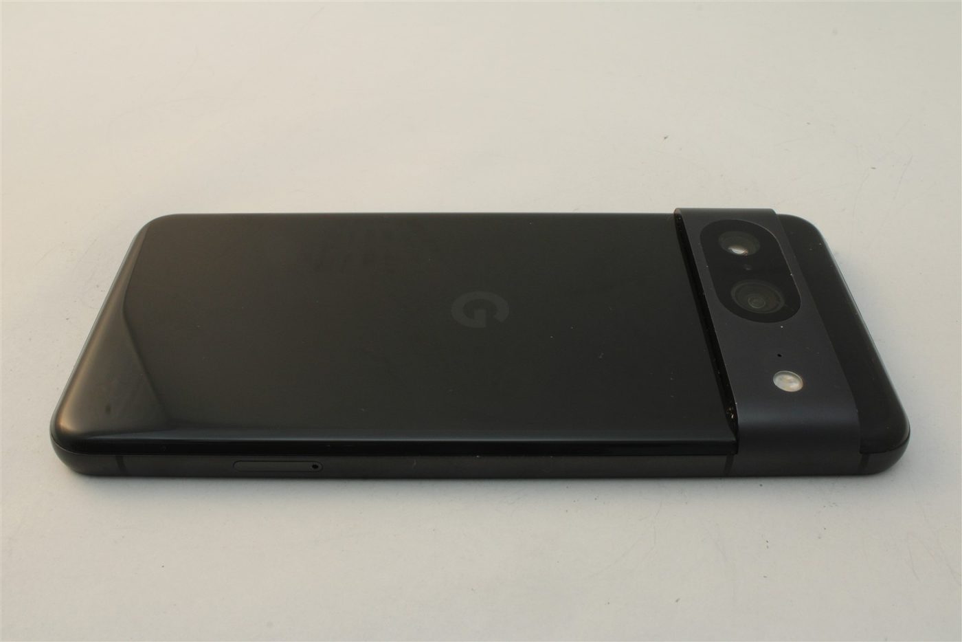 Pixel 8 in Black