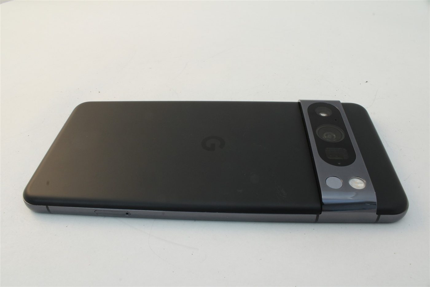 Pixel 8 Pro in Black