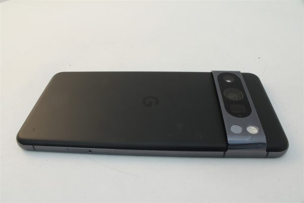 Pixel 8 Pro in Black, cosmetic grade A