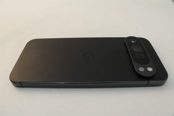 Pixel 9 Pro XL in Black, cosmetic grade A