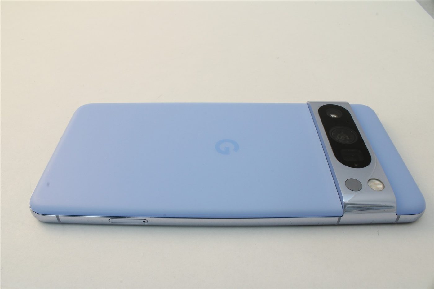 Pixel 8 Pro in Blue