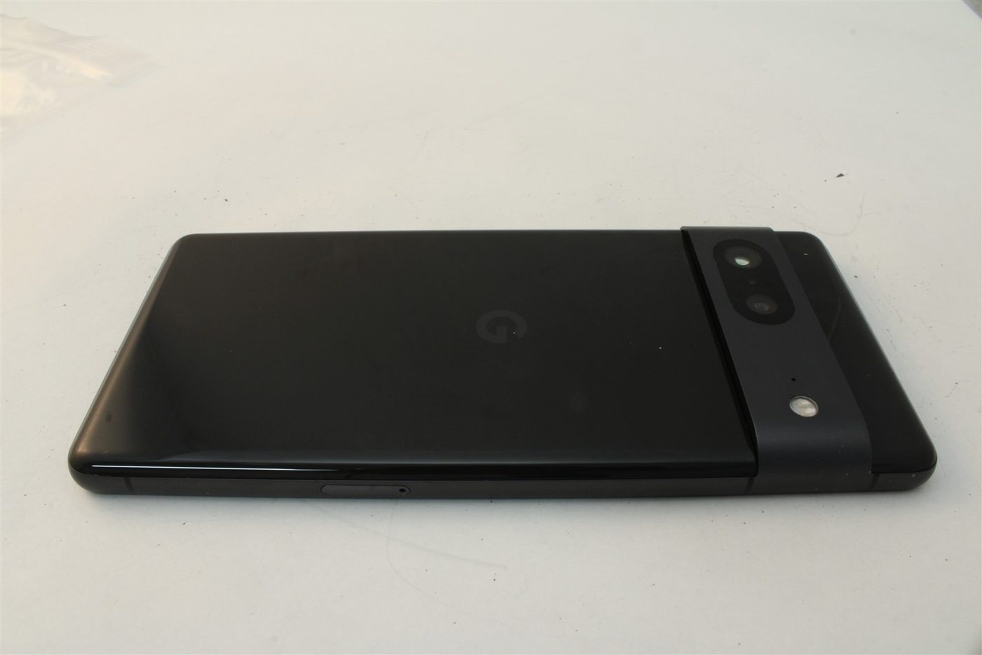 Pixel 7 in Black