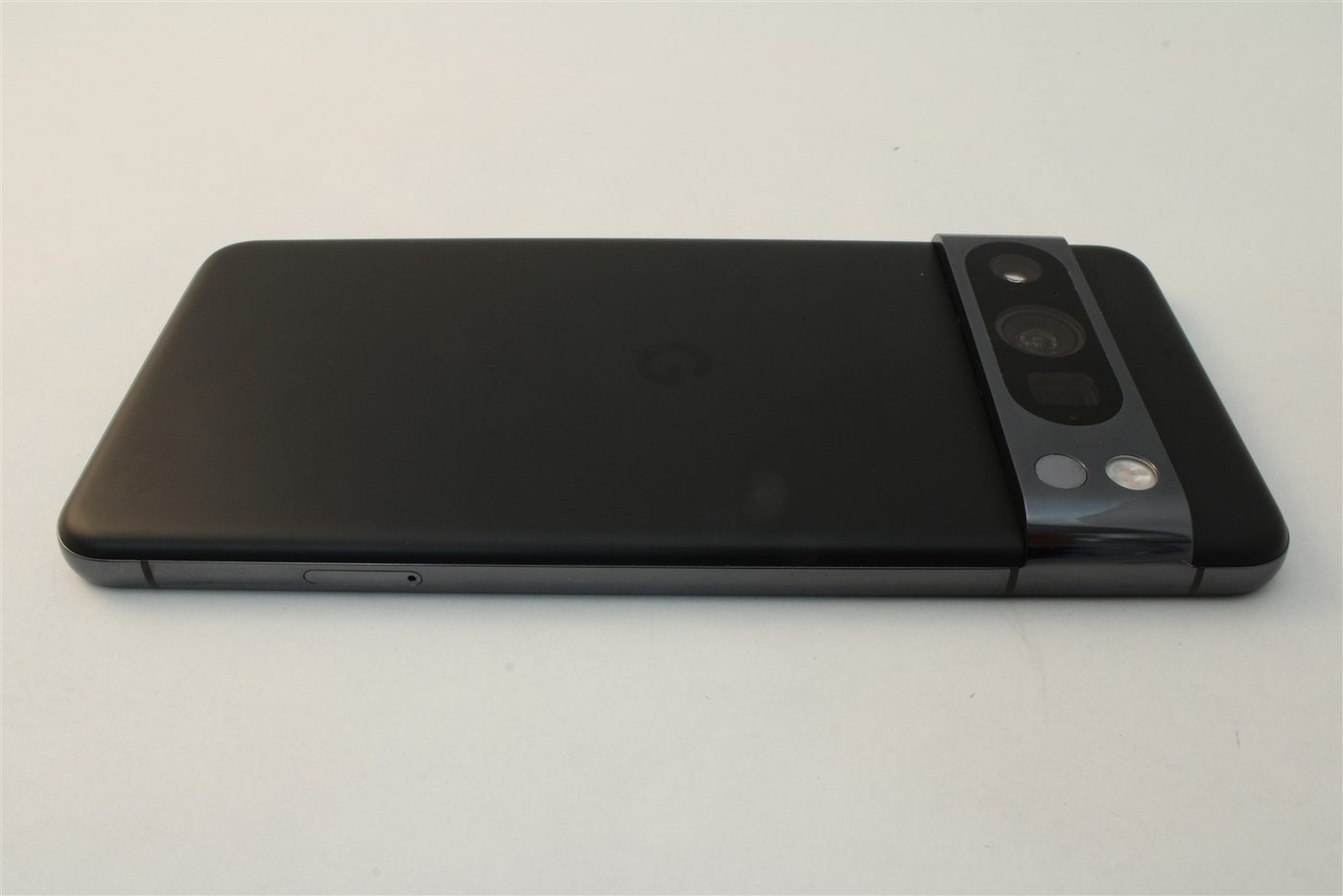 Pixel 8 Pro in Black