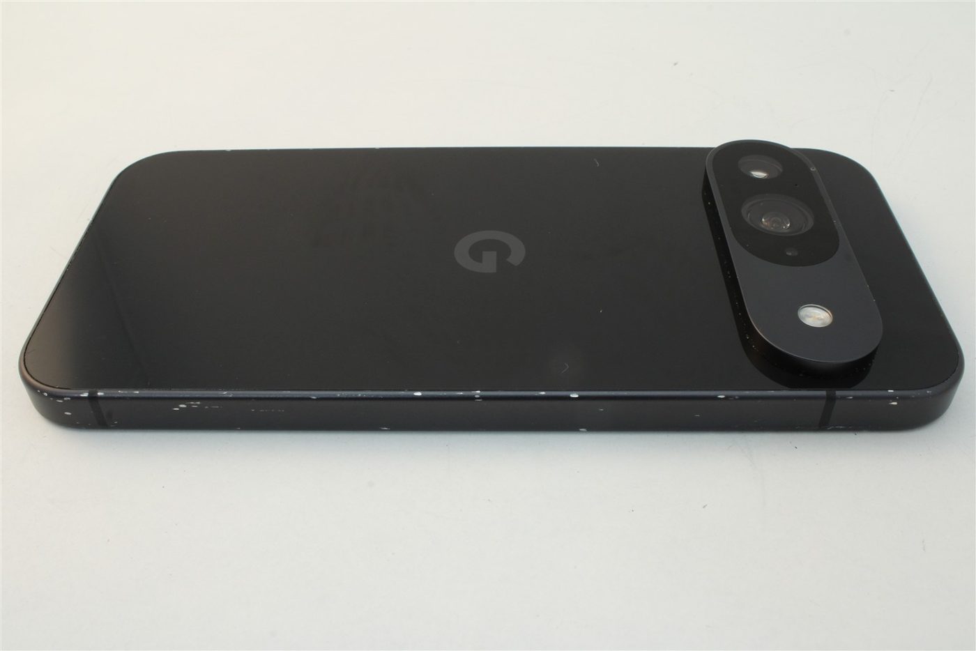 Pixel 9 in Black