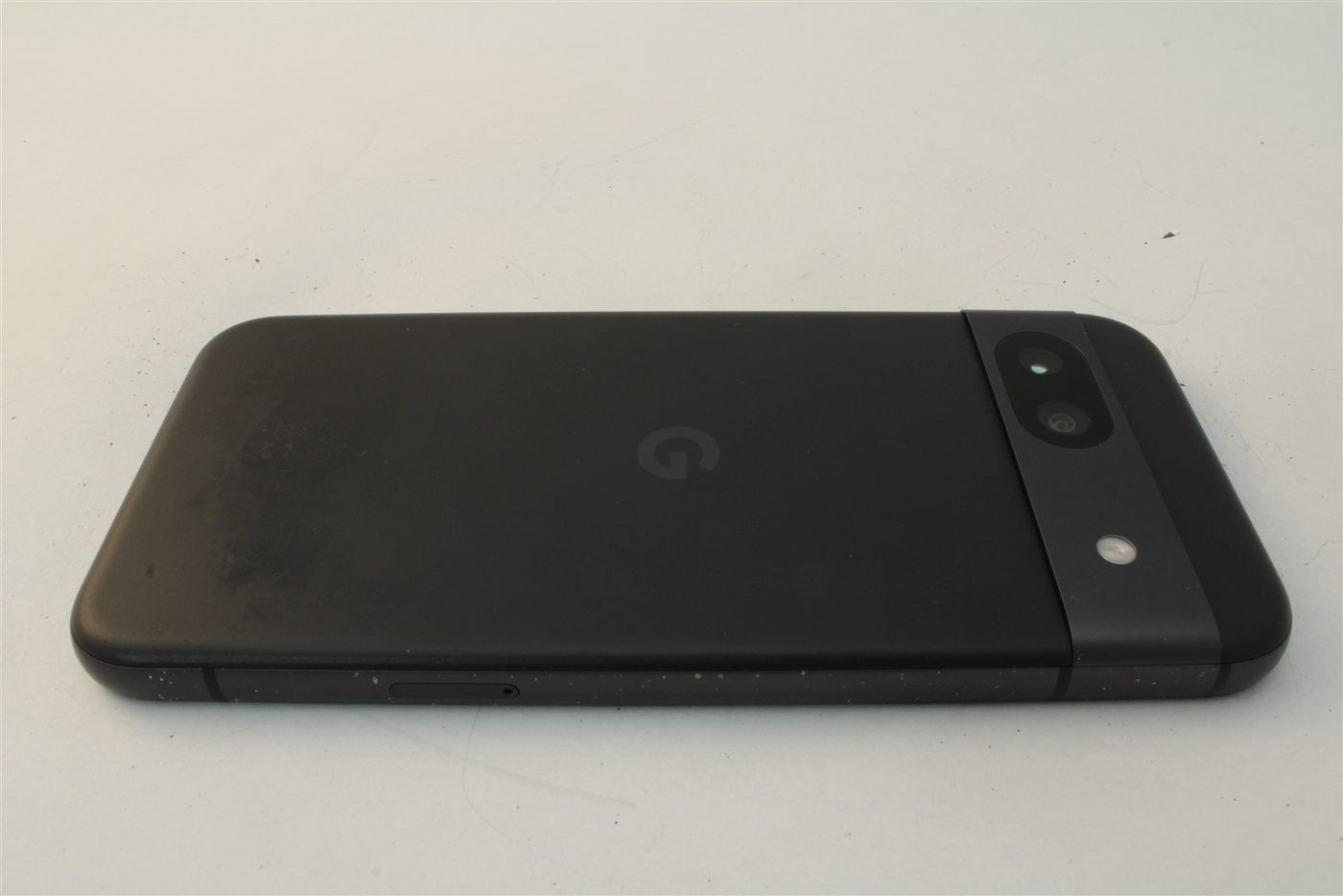 Pixel 8a in Black