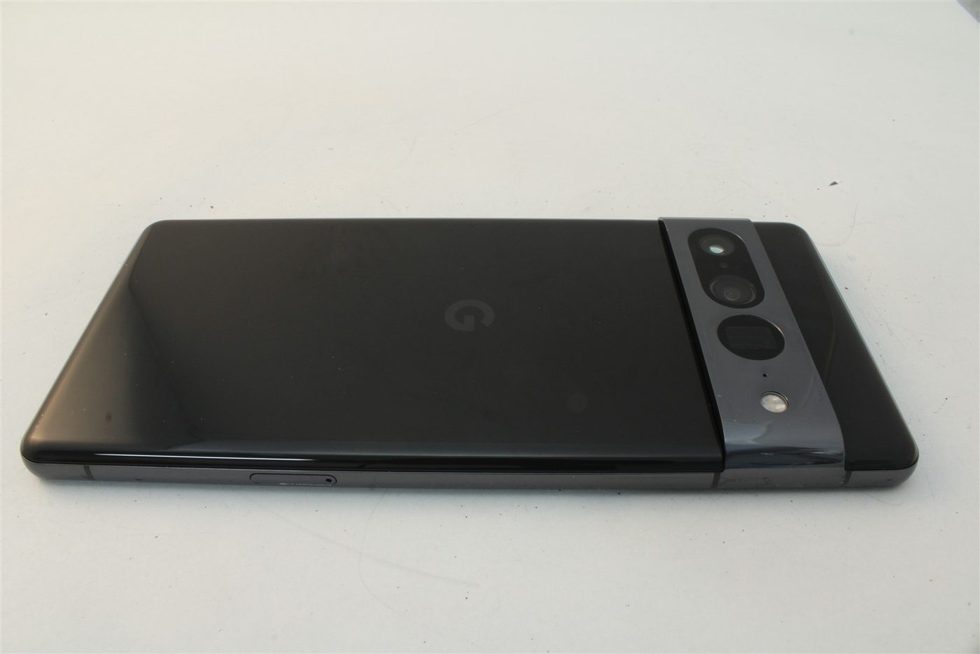 Pixel 7 Pro in Black